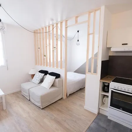 Le Blason Logement Avec Parking Prive & Wifi Apartment *