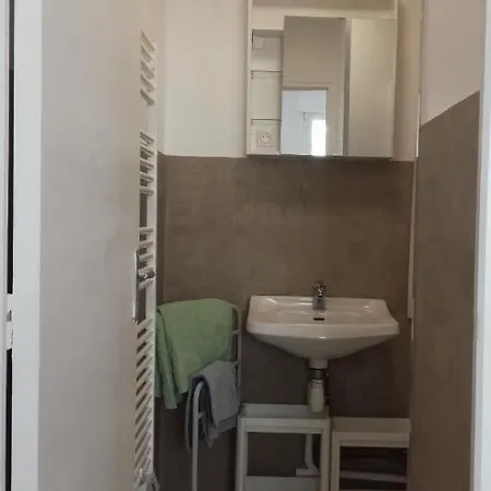 Le Blason Logement Avec Parking Prive & Wifi * Boulogne-sur-Mer